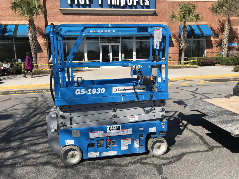 2020 Genie GS-1930 Fixed rails with chain entry gate - Pre A92.20