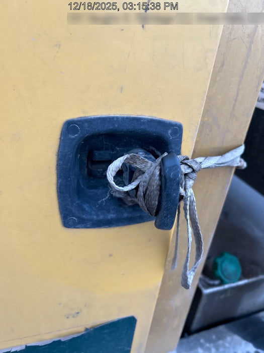 2021 Vac-Tron LP573XDT T4 Koehler Diesel Engine, 500 Gallon Debris Tank, x2 100 Gallon Water Tanks