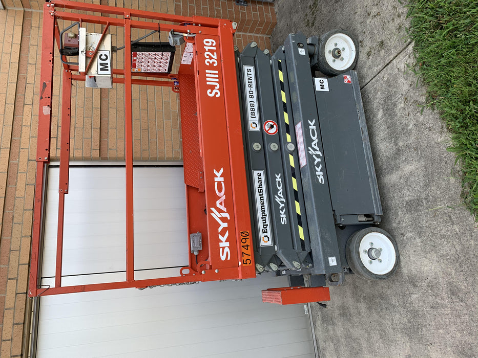2017 Skyjack SJIII-3219 Standard Rental Specs