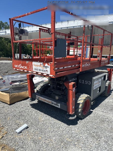 2017 SKYJACK SJ6832 RT