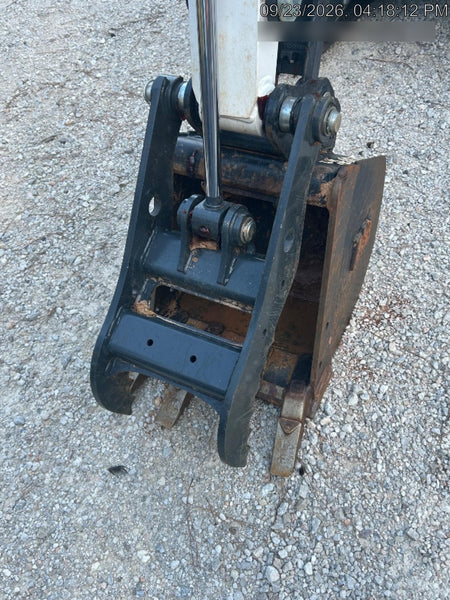 2025 TAKEUCHI 18" HD Bucket - Takeuchi