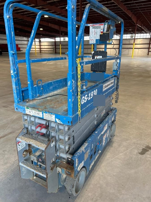 2020 Genie GS-1930 Fixed rails with chain entry gate - Pre A92.20