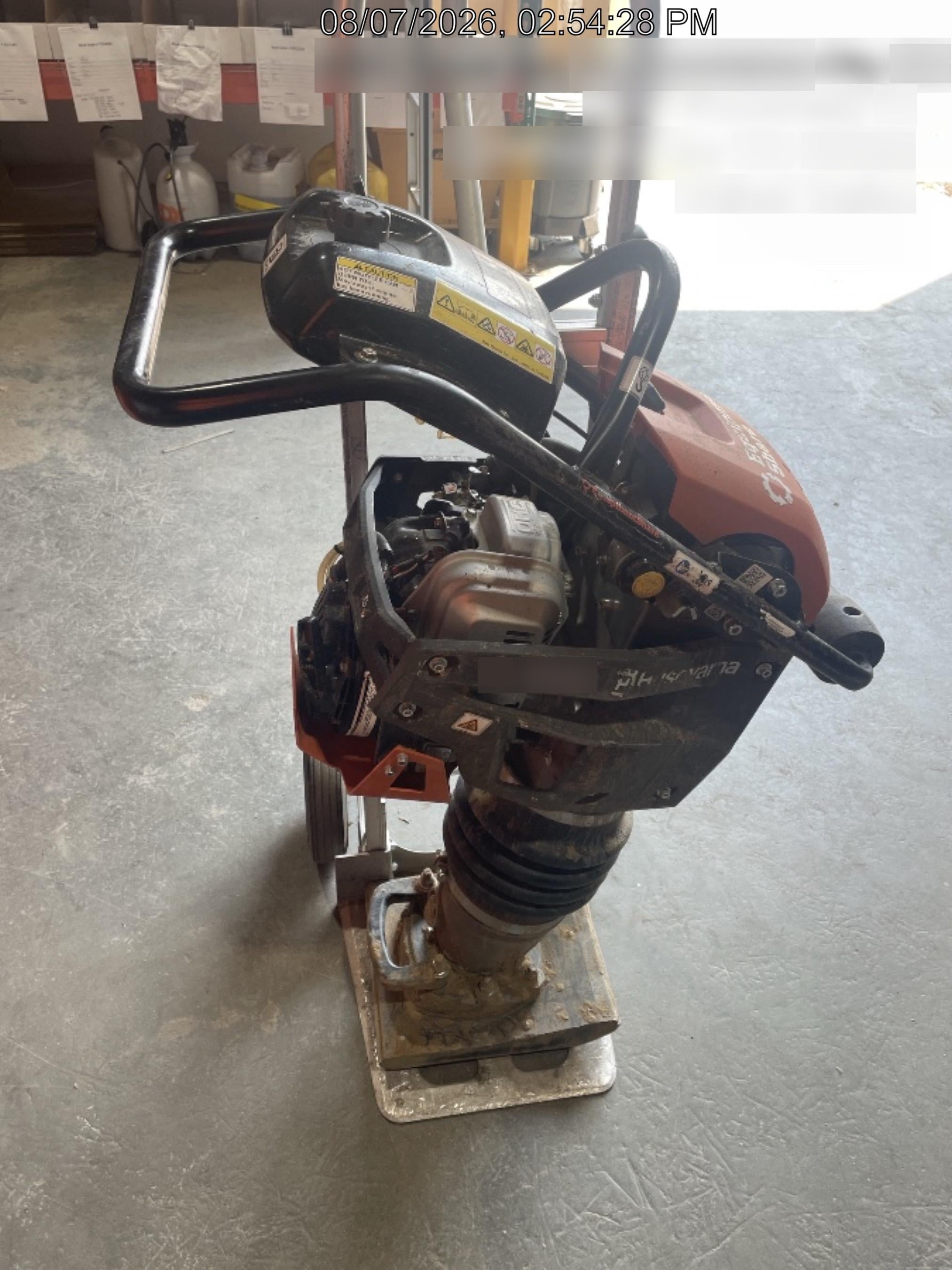 2025 HUSQVARNA LT6005