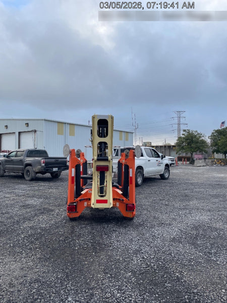 2022 JLG T350