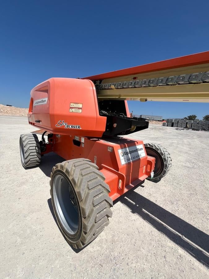2021 JLG 660SJ