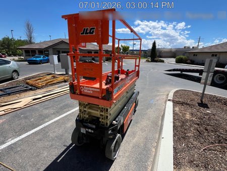 2023 JLG ES2632