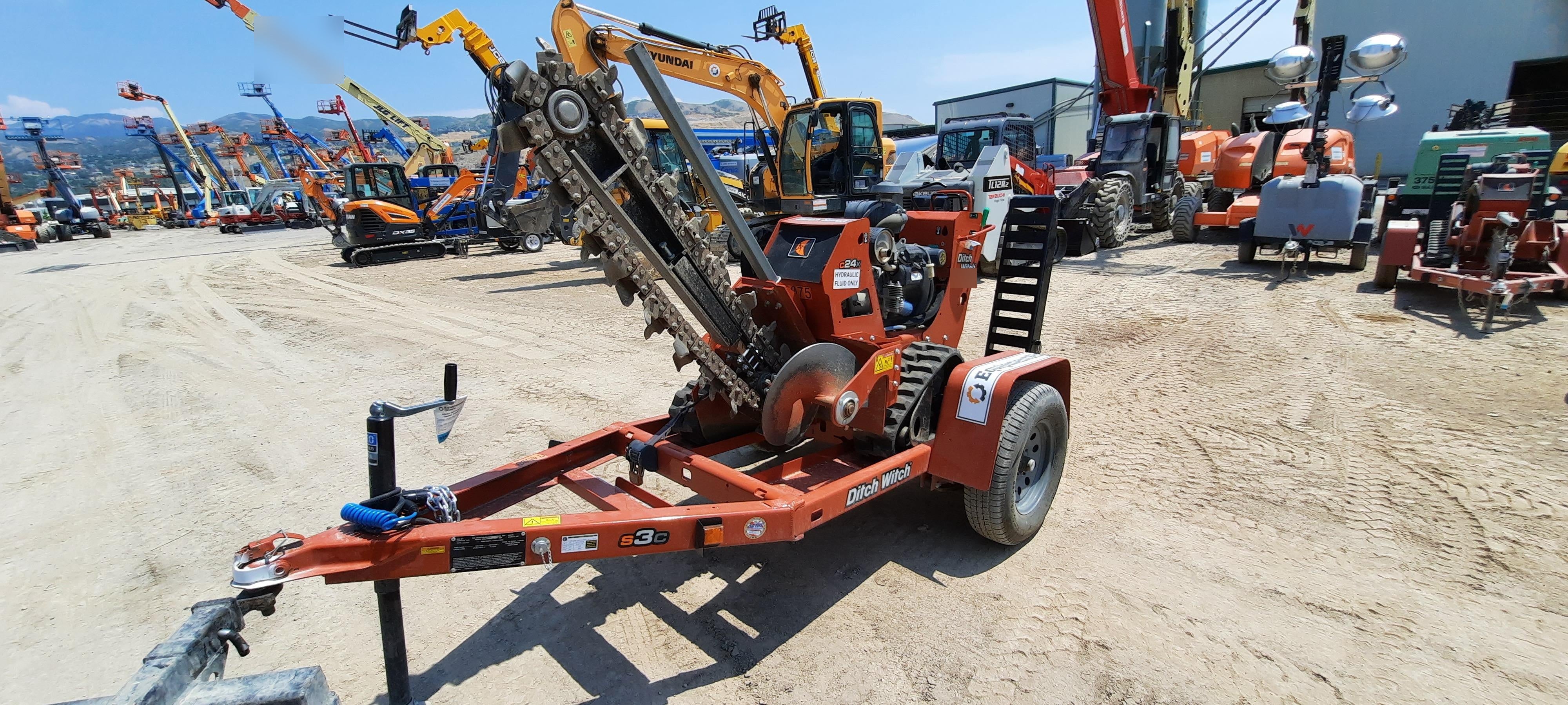2020 DITCH WITCH S3C