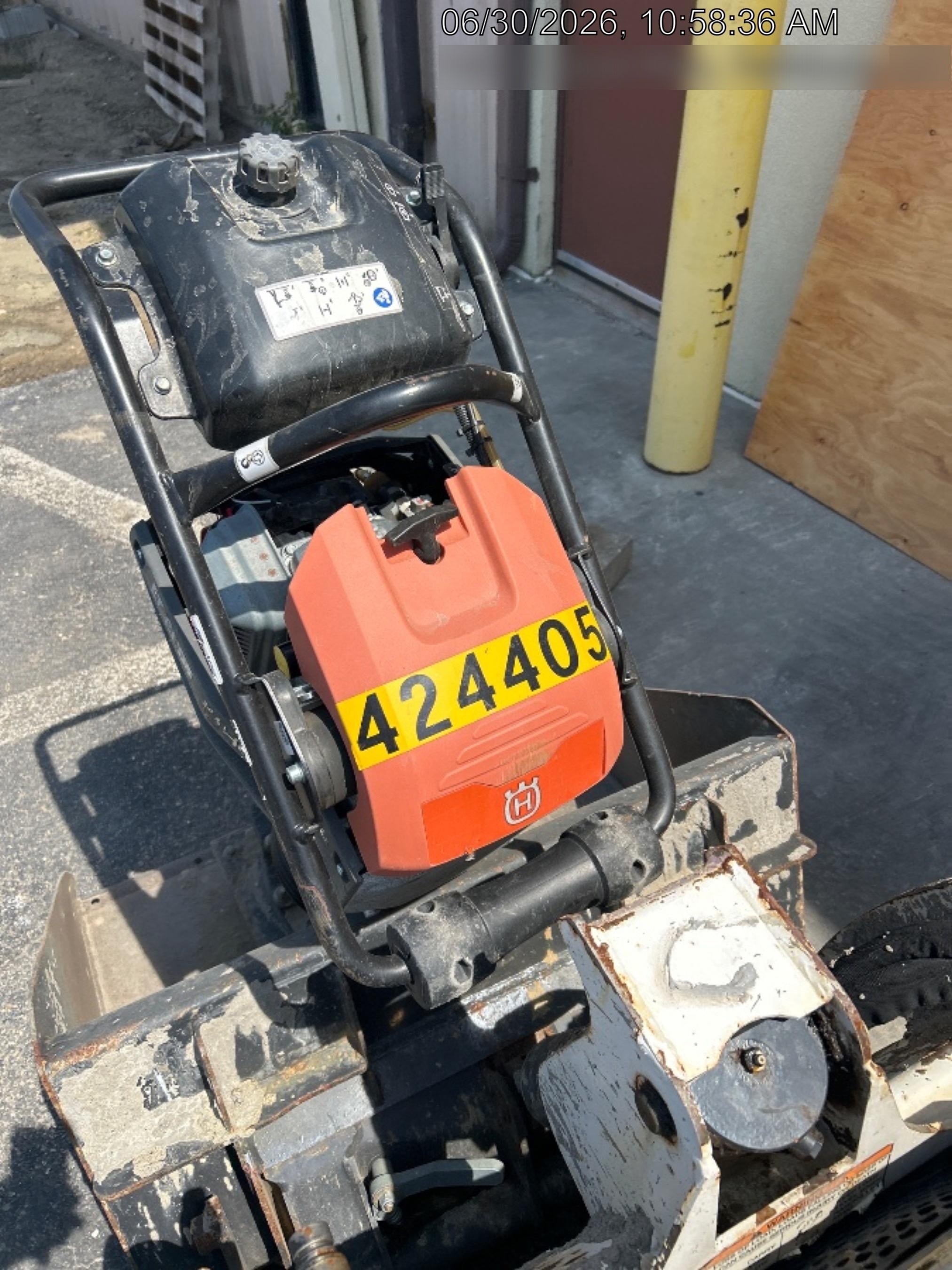 2024 HUSQVARNA LT6005