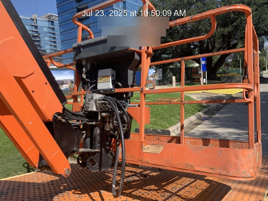 2019 JLG 660SJ 4WD w/Deutz Diesel Engine, FF Tires, Beacon, Welder-Ready Package