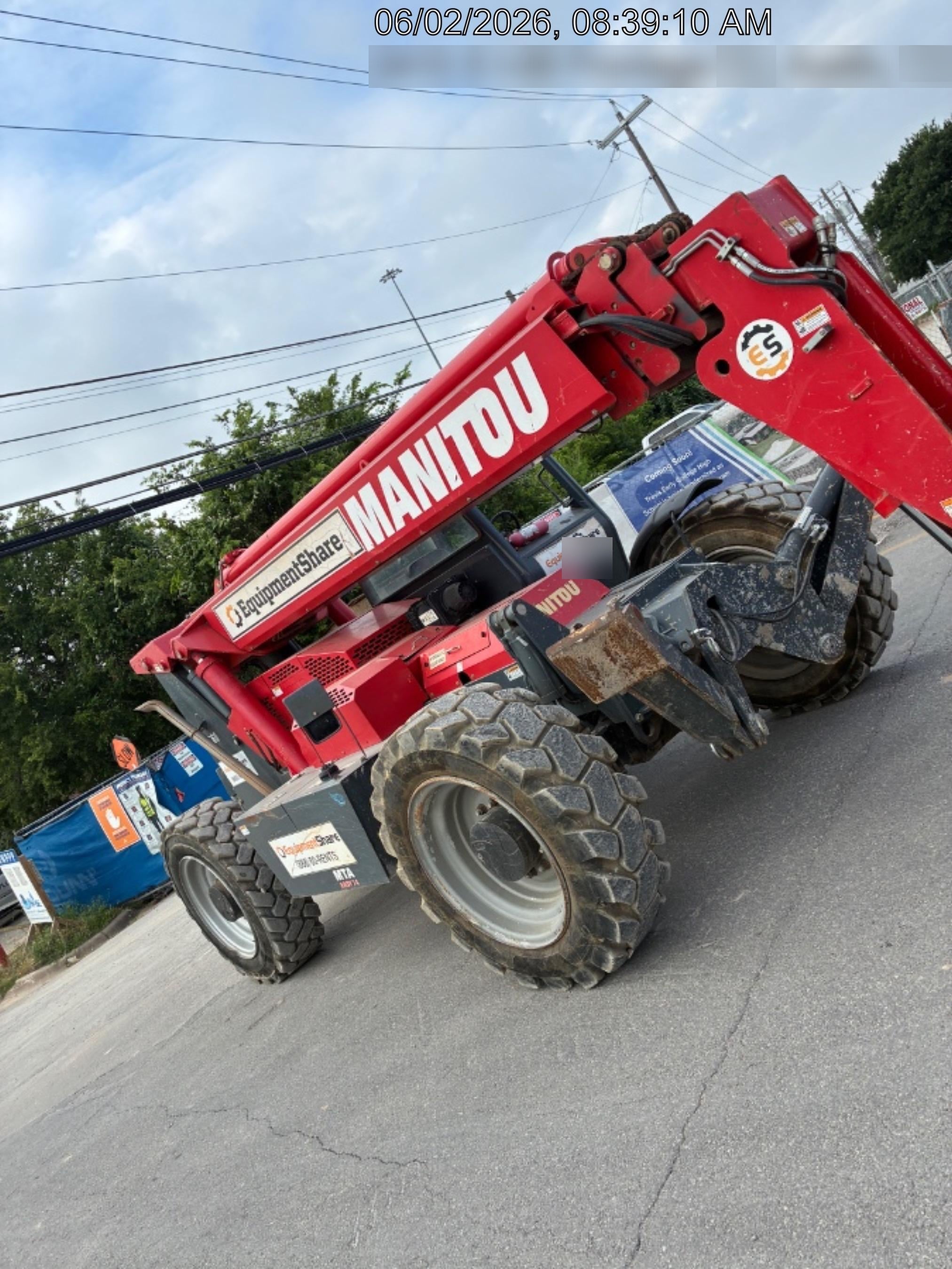 2018 Manitou MTA10055 MTA10055 - 74 HP T4, Canopy, Worklights/Strobe, Beacon, 66" Carriage, 60" Forks, Solid Tires, Lift Hook, Aux Hydraulics
