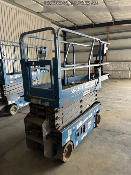 2020 Genie GS-1930 Solid Non Marking Tires, Beacon, Folding rails with half height swing gate