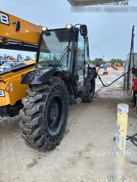 2020 JCB 509-42 Cab/Heat/Air, Solid Tires, Work Lights, Beacon, Aux Hydraulics, Back up Alarm, Lifting Eye, ES Decals