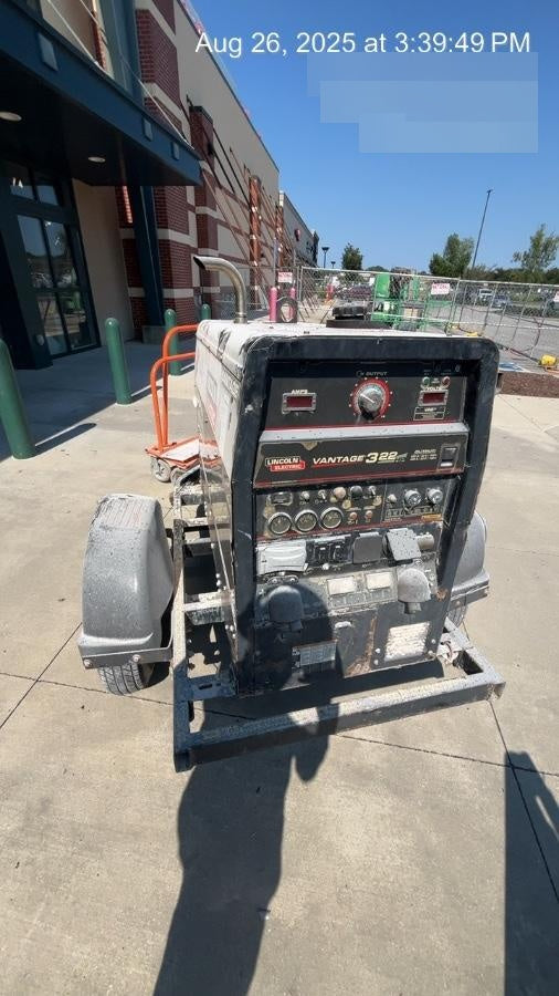 2019 Lincoln Electric Vantage 322 Lincoln Vantage 322 Welder w/Trailer, Light Kit, Cable Rack