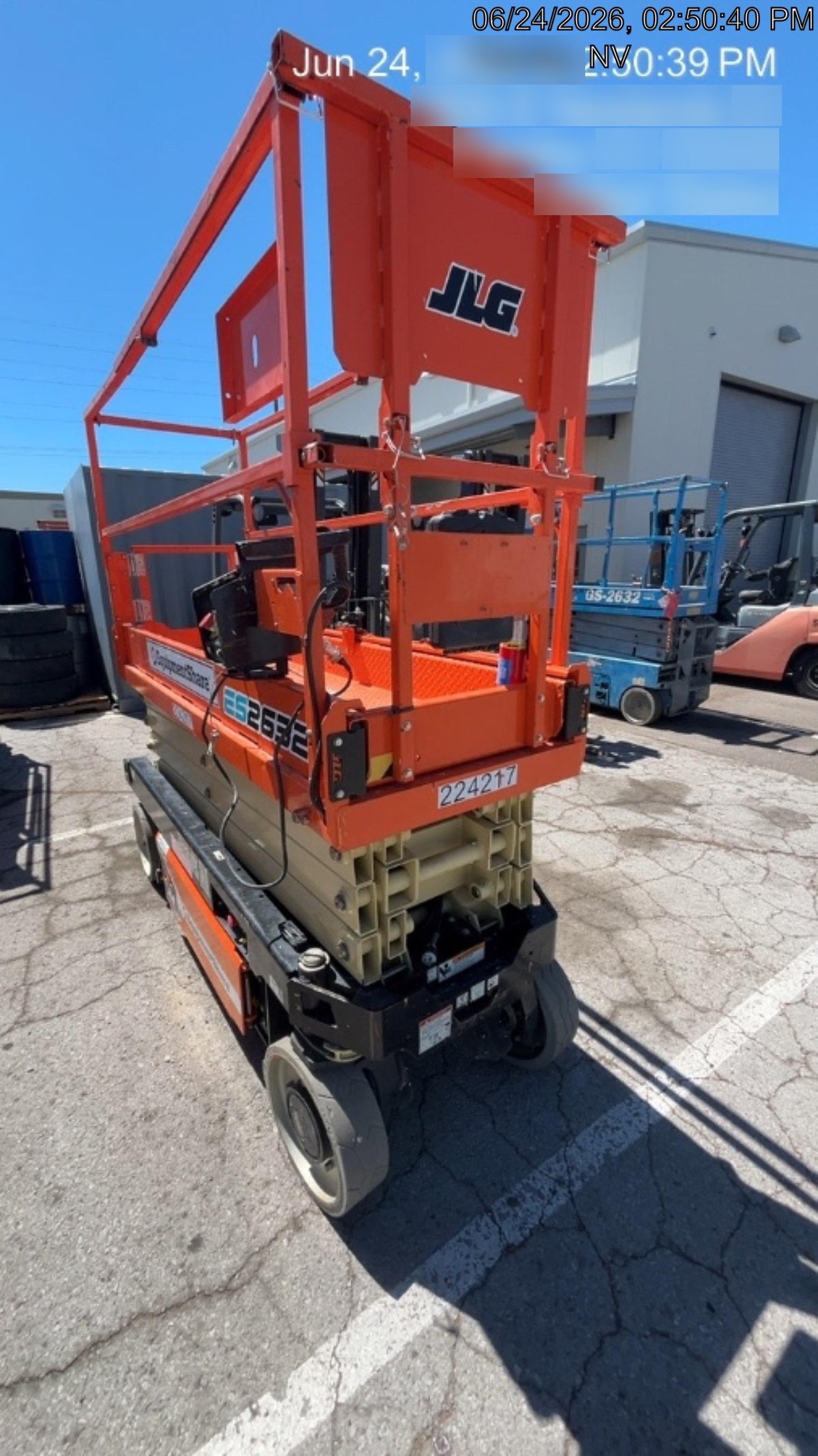 2022 JLG ES2632