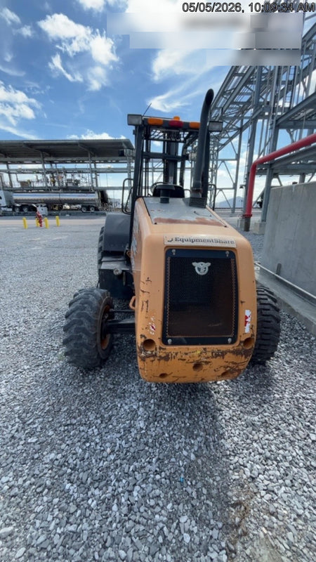 2019 CASE 588H