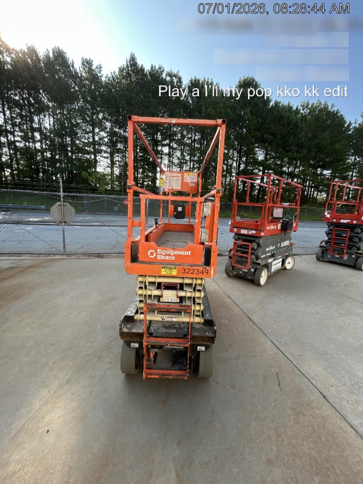 2023 JLG ES2632