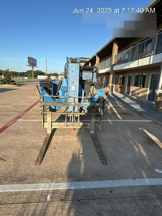 2019 Genie GTH-1056 Canopy, Solid RT Tires, LED Work Lights, Beacon 60" QA Carriage, 60" Forks