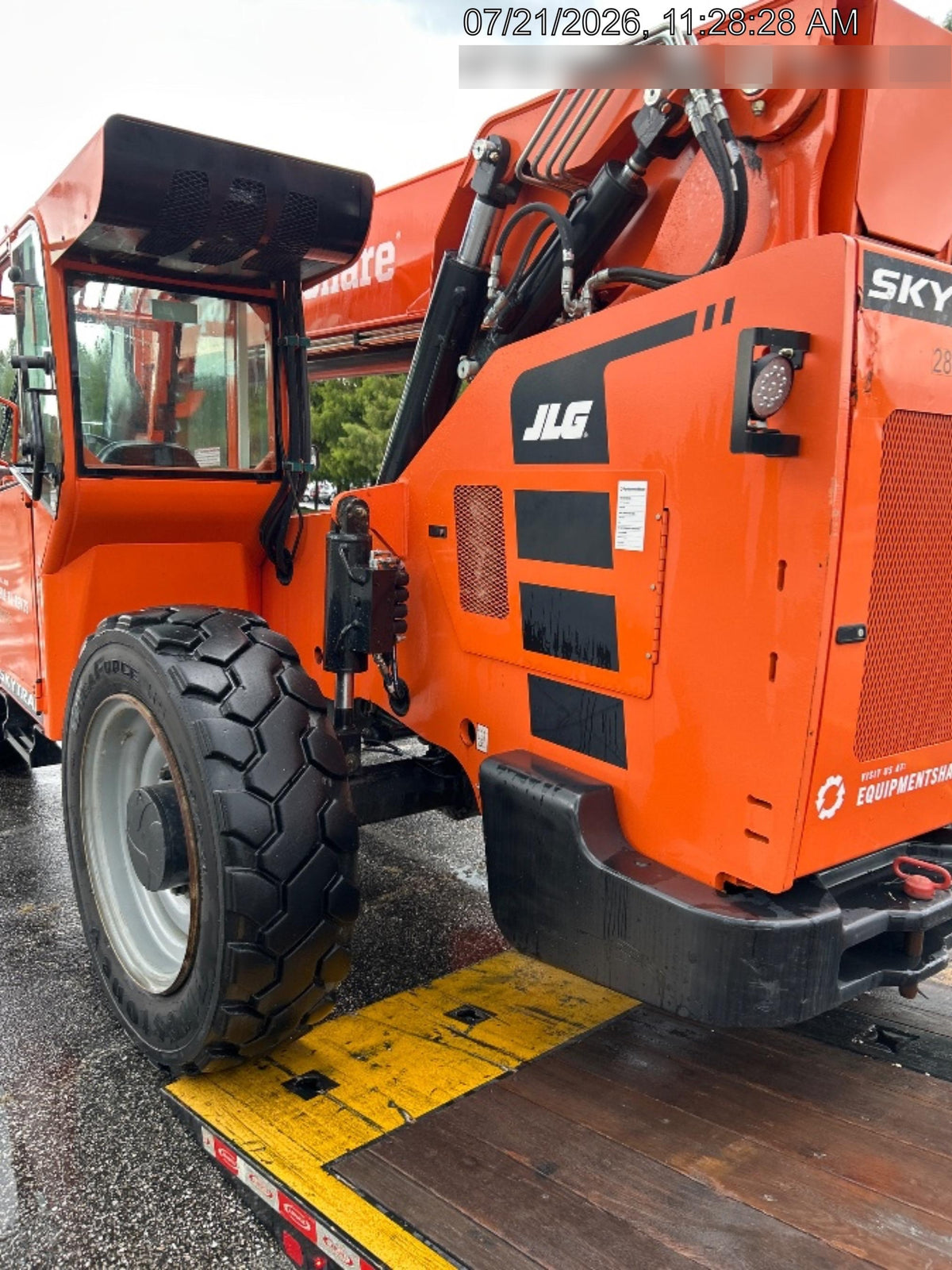 2022 SKYTRAK 8042