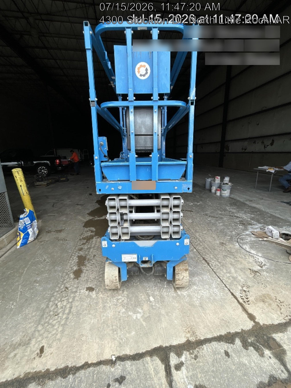2019 Genie GS-2632 Folding rails with half height swing gate