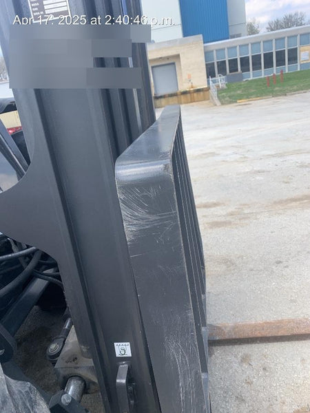 2023 CASE 588H