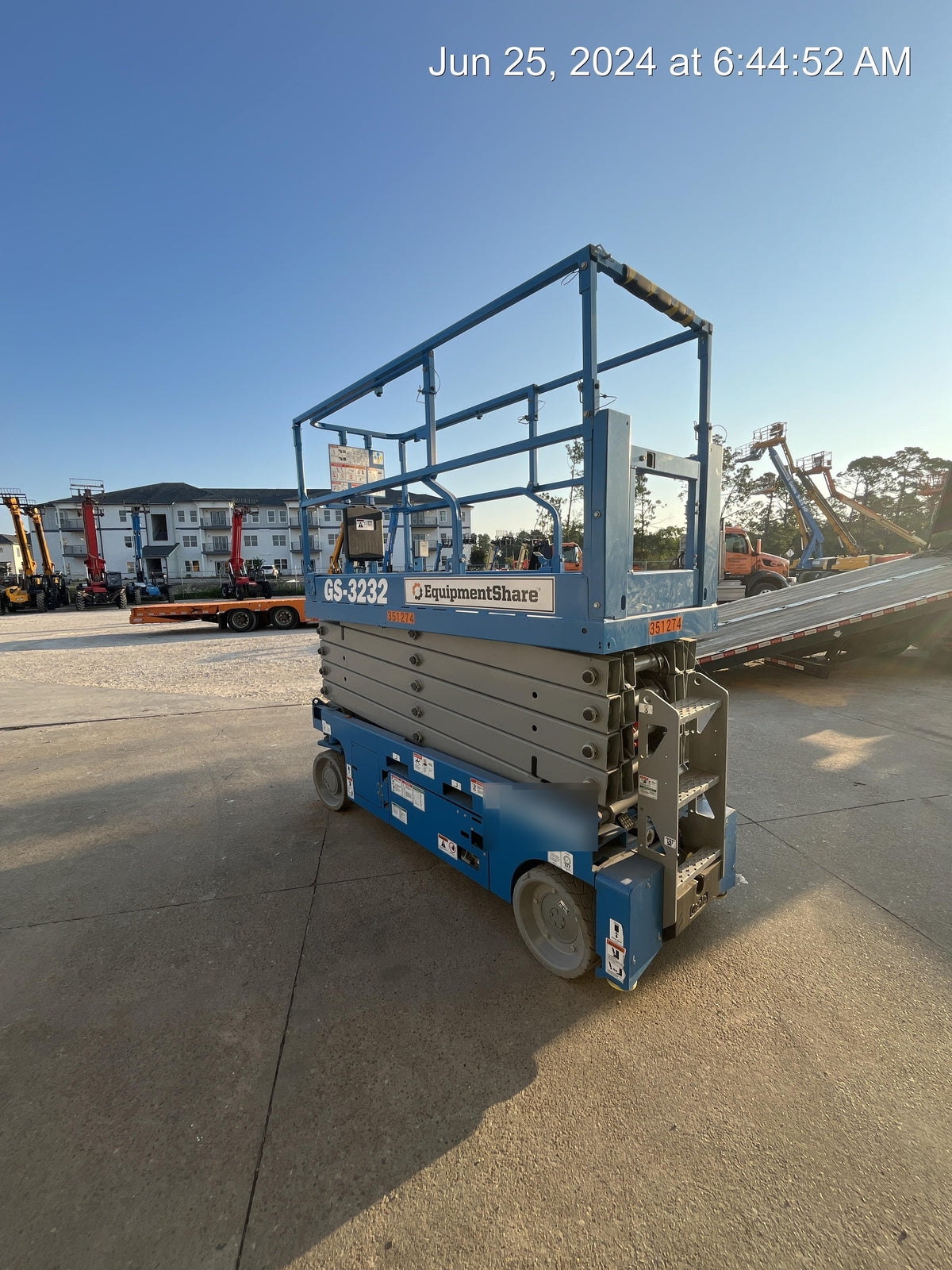2023 GENIE GS-3232