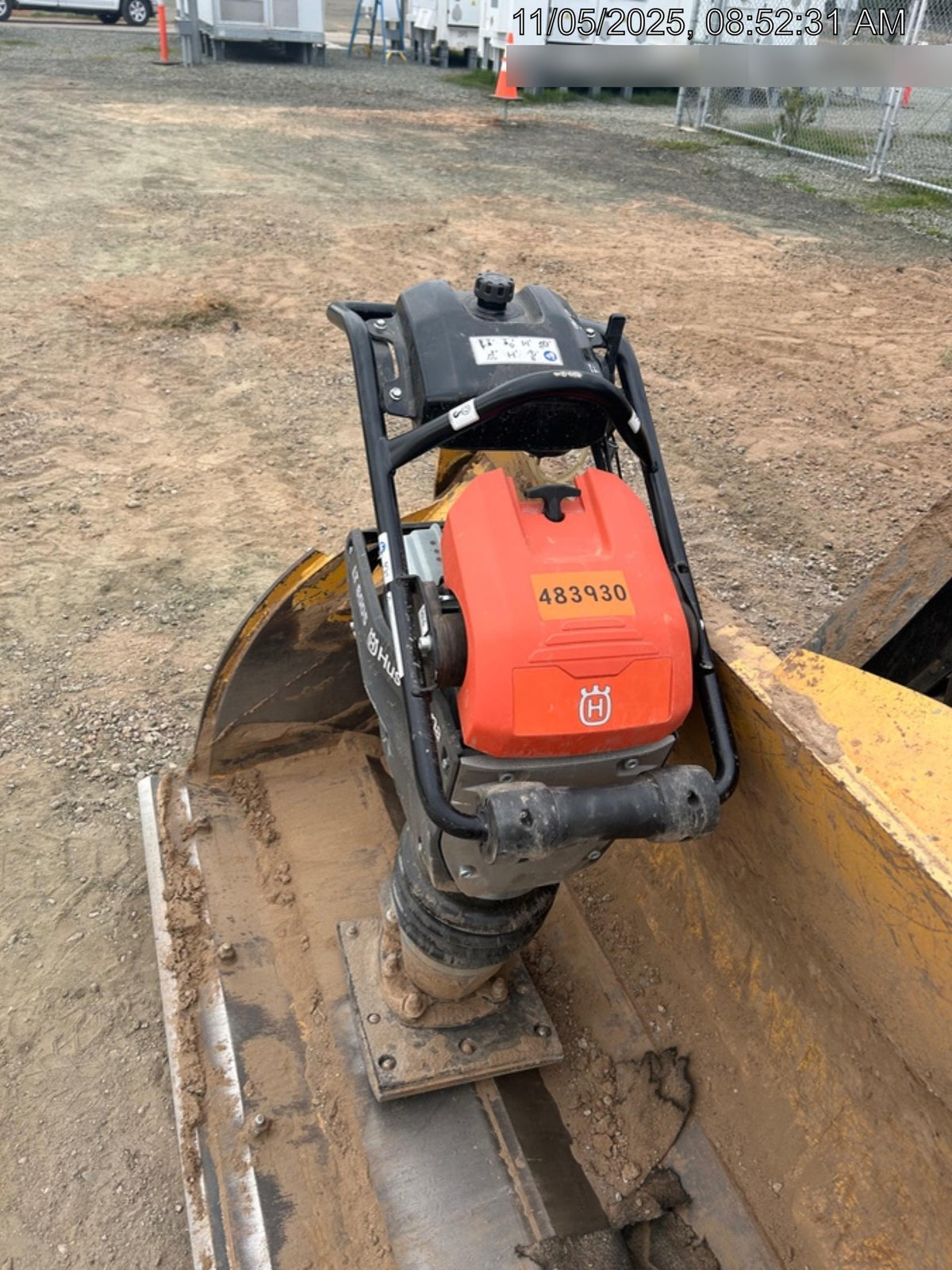 2024 HUSQVARNA LT6005