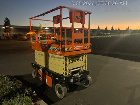 2022 JLG ES3246