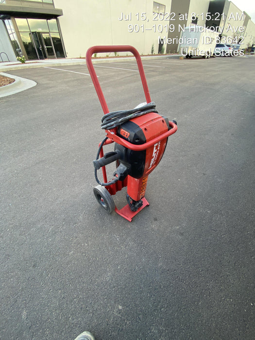 2021 HILTI TE 3000-AVR