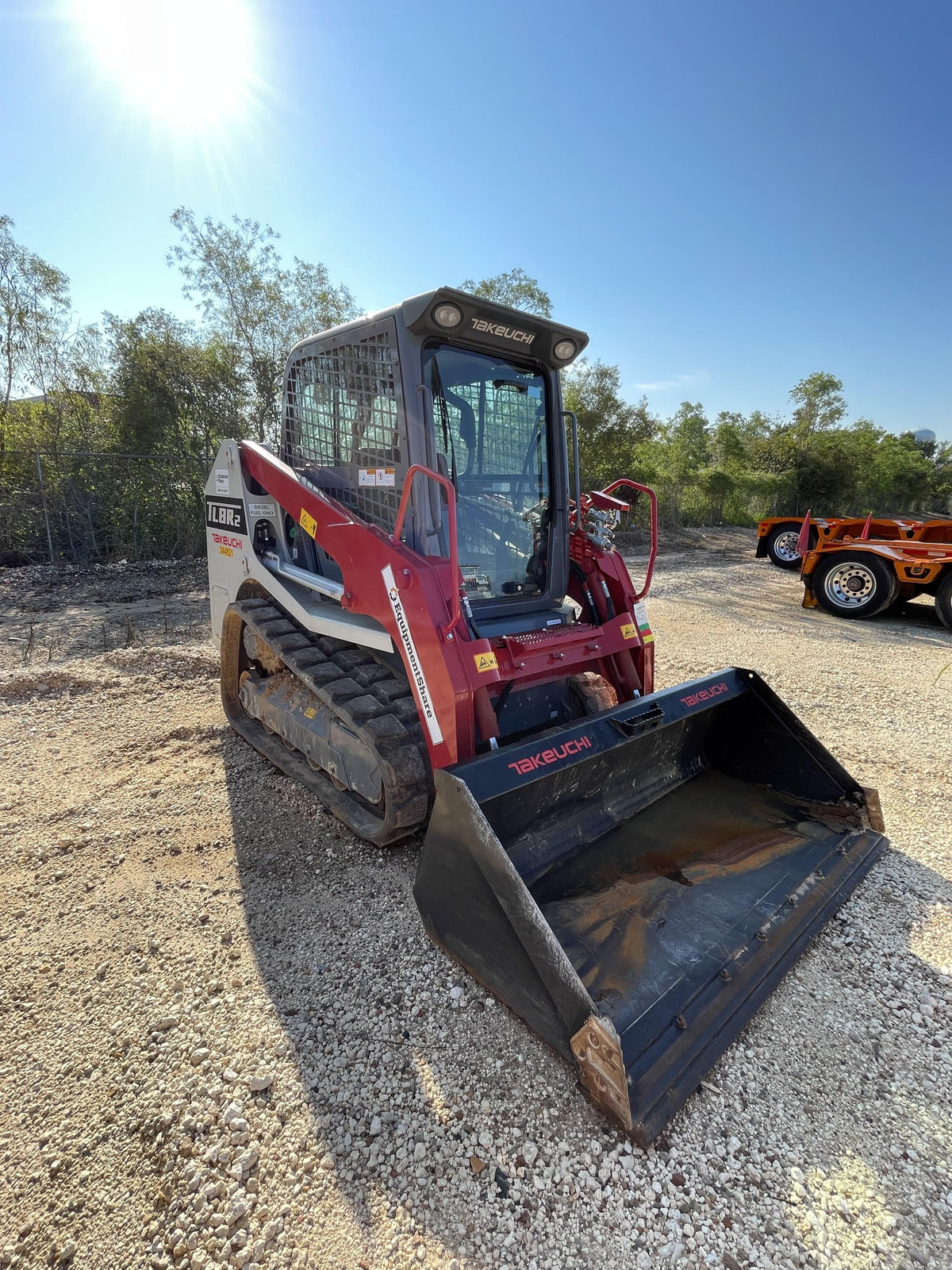 2023 TAKEUCHI TL8R2-CR