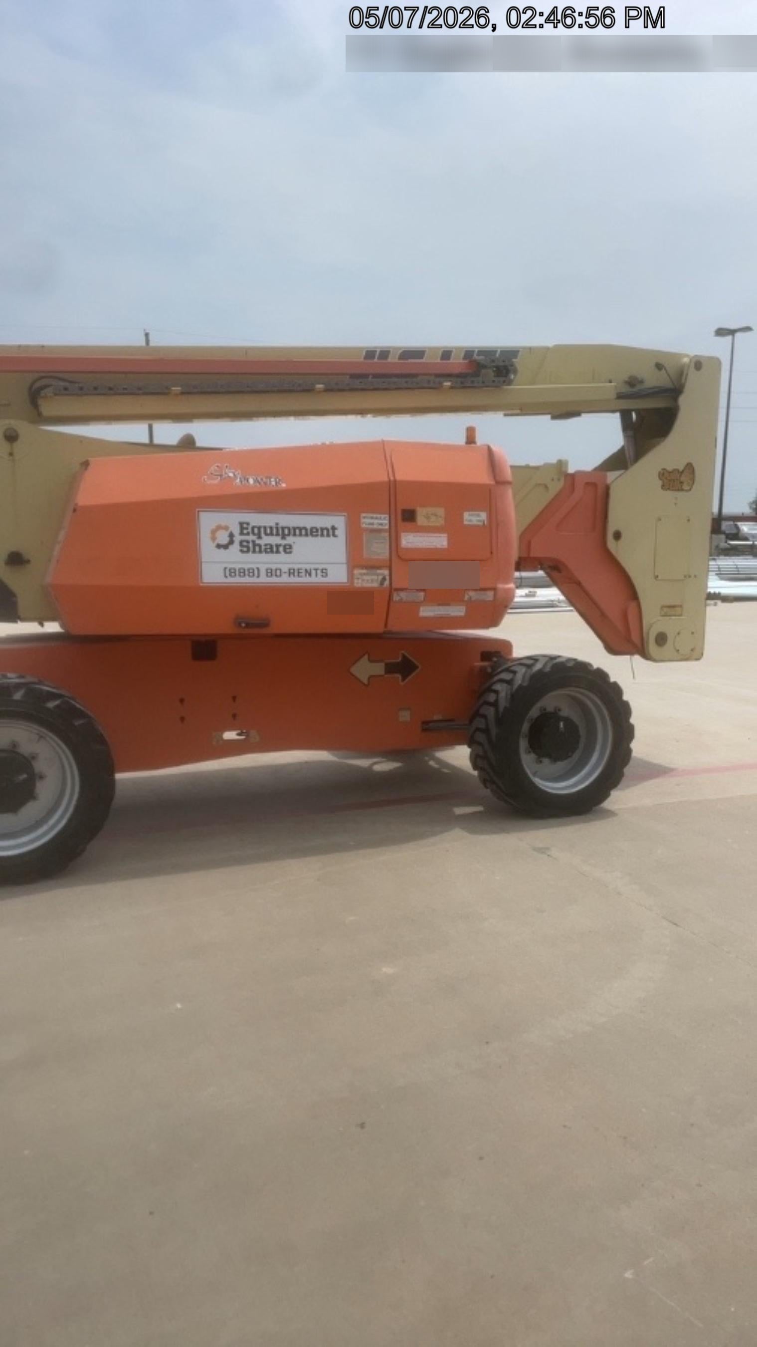 2019 JLG 800AJ