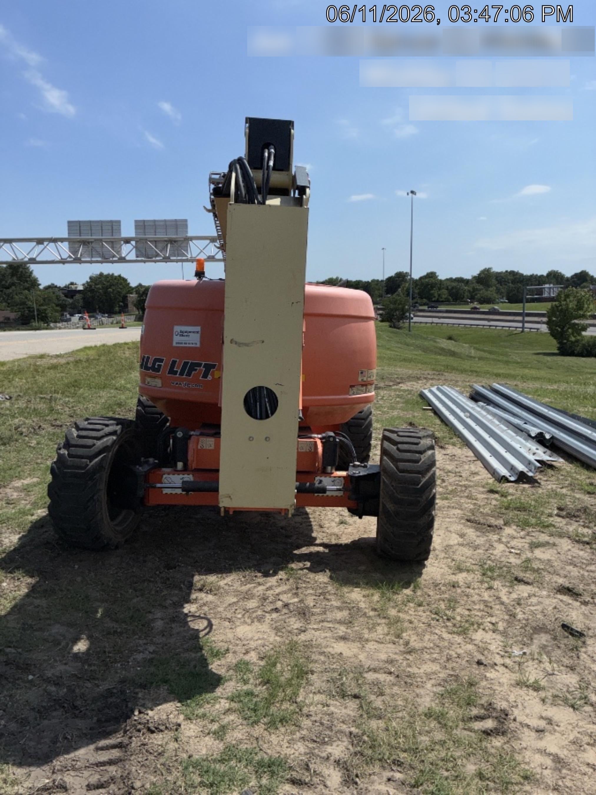 2019 JLG 600AJ