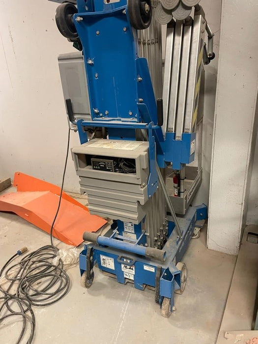 2021 GENIE AWP-30S DC