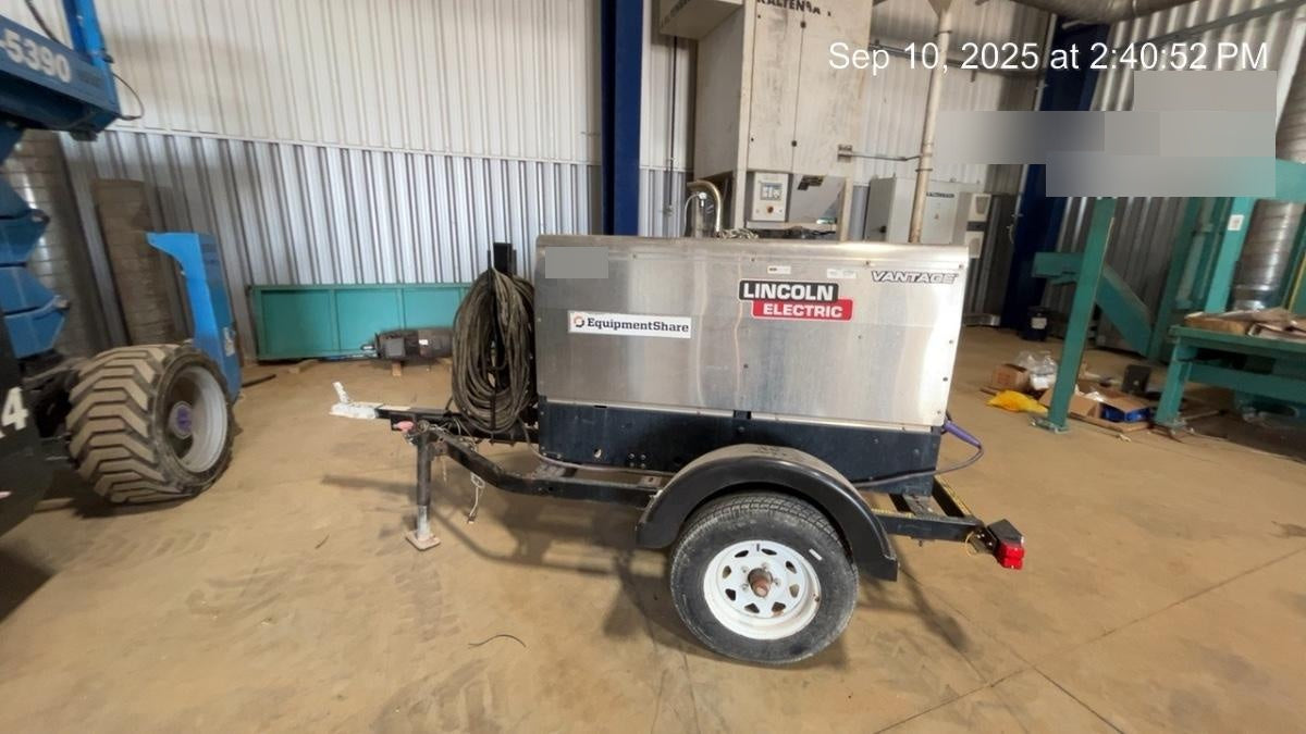 2020 Lincoln Electric Vantage 322 Welder Ready-Pak 3, w/ GPS & Decals (includes trailer, cable rack, fender light kit)