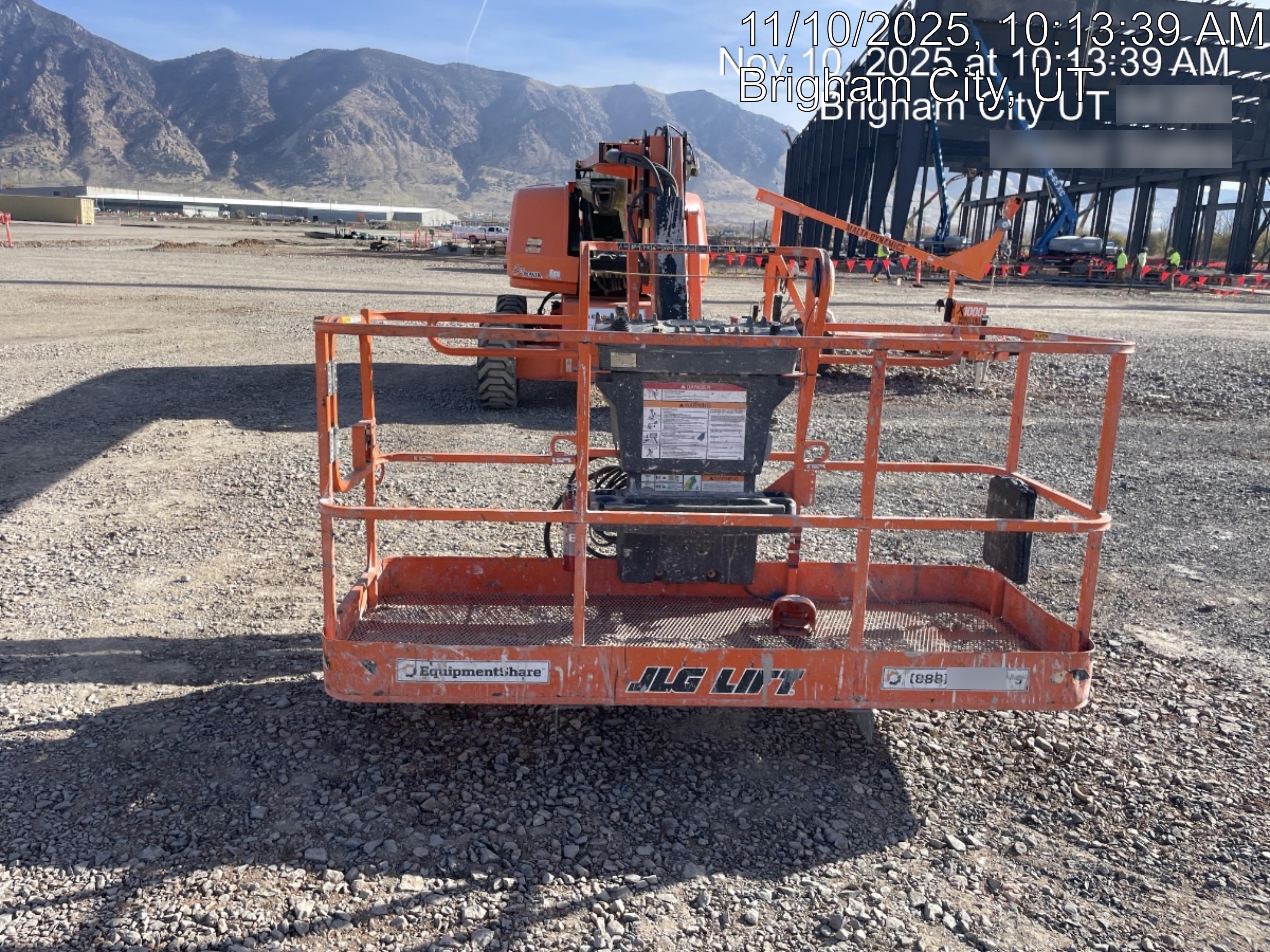 2020 JLG 660SJ