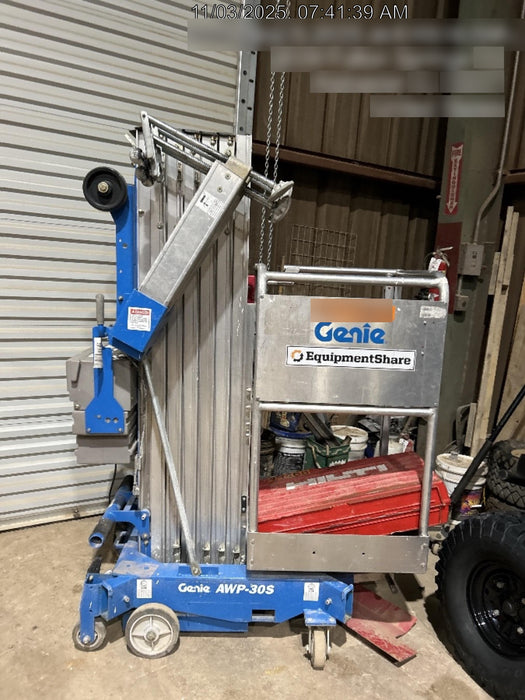 2019 GENIE AWP-30S