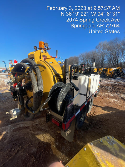 2022 Vac-Tron LP573XDT T4 Koehler Diesel Engine, 500 Gallon Debris Tank, x2 100 Gallon Water Tanks