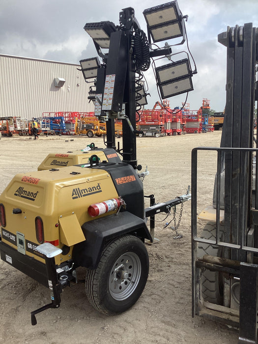 2022 Allmand NLV3GR (4) LED Light Fixture 350W, 23' Vertical Mast, 3kW Prime, Towable, ES Decals, T3