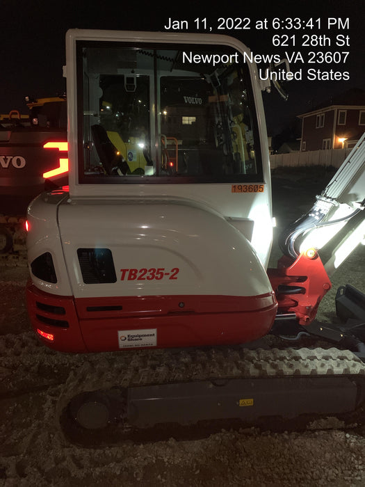 2021 TAKEUCHI TB235-2CR