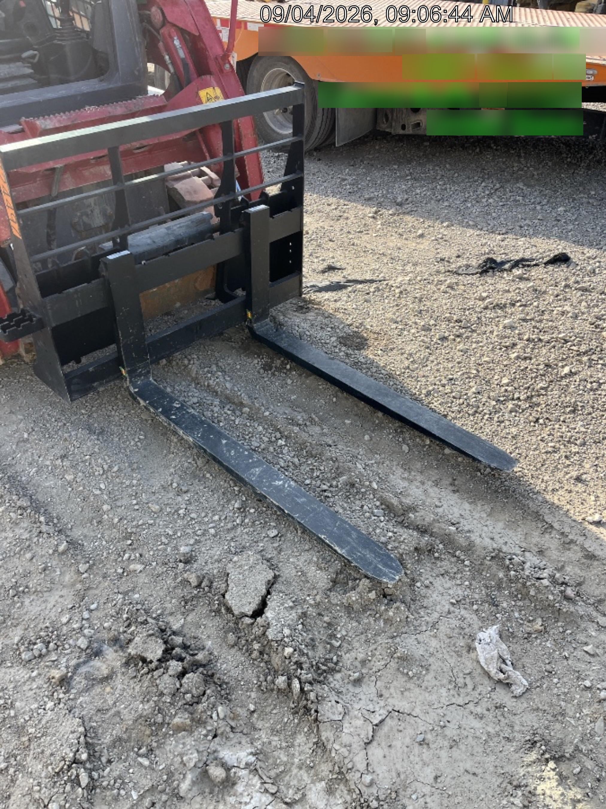 2026 ARROW MATERIAL HANDLING 48" Pallet Forks - Arrow