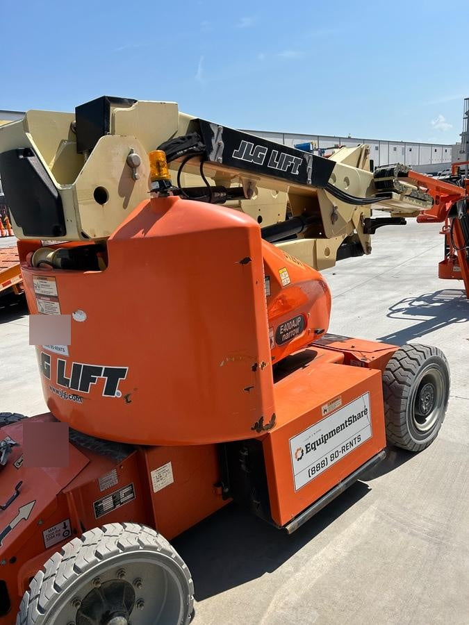 2019 JLG E400AJPN