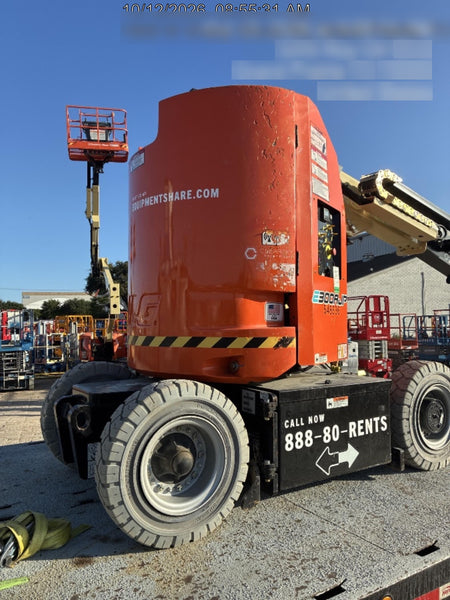 2025 JLG E300AJP
