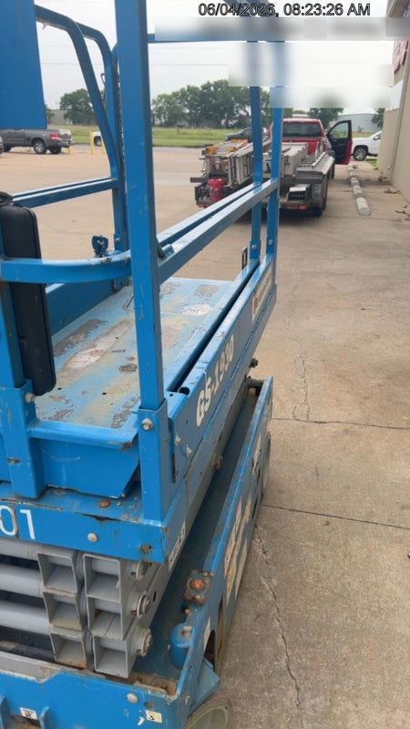 2019 Genie GS-1930 Fixed rails with chain Entry