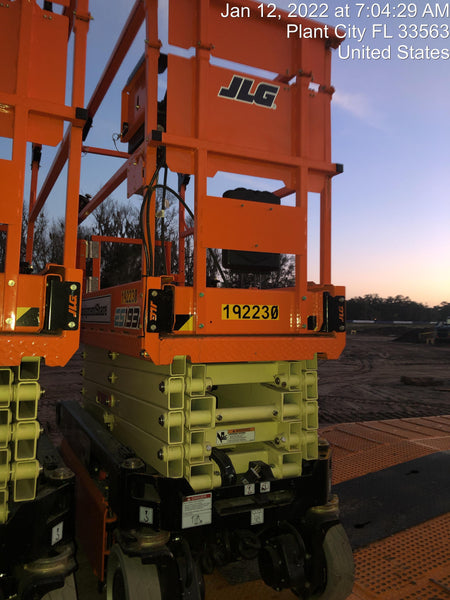 2021 JLG ES1932