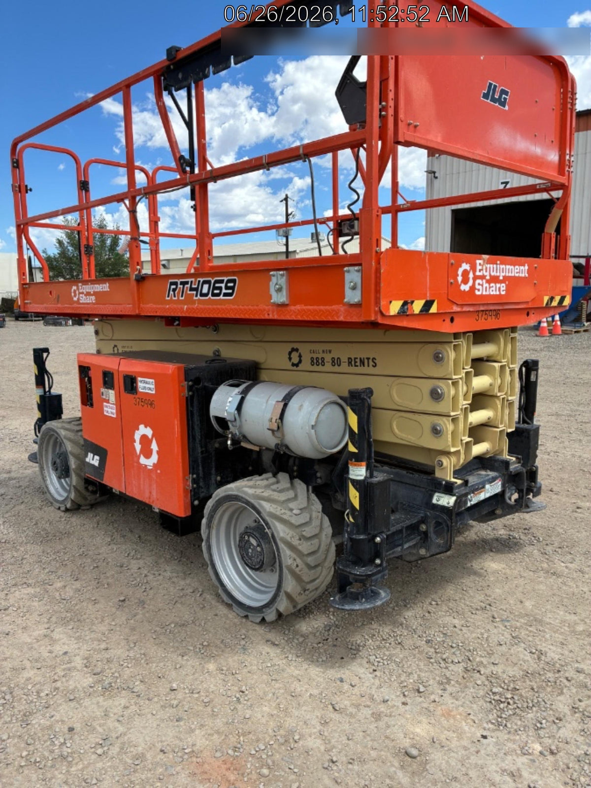 2023 JLG RT4069