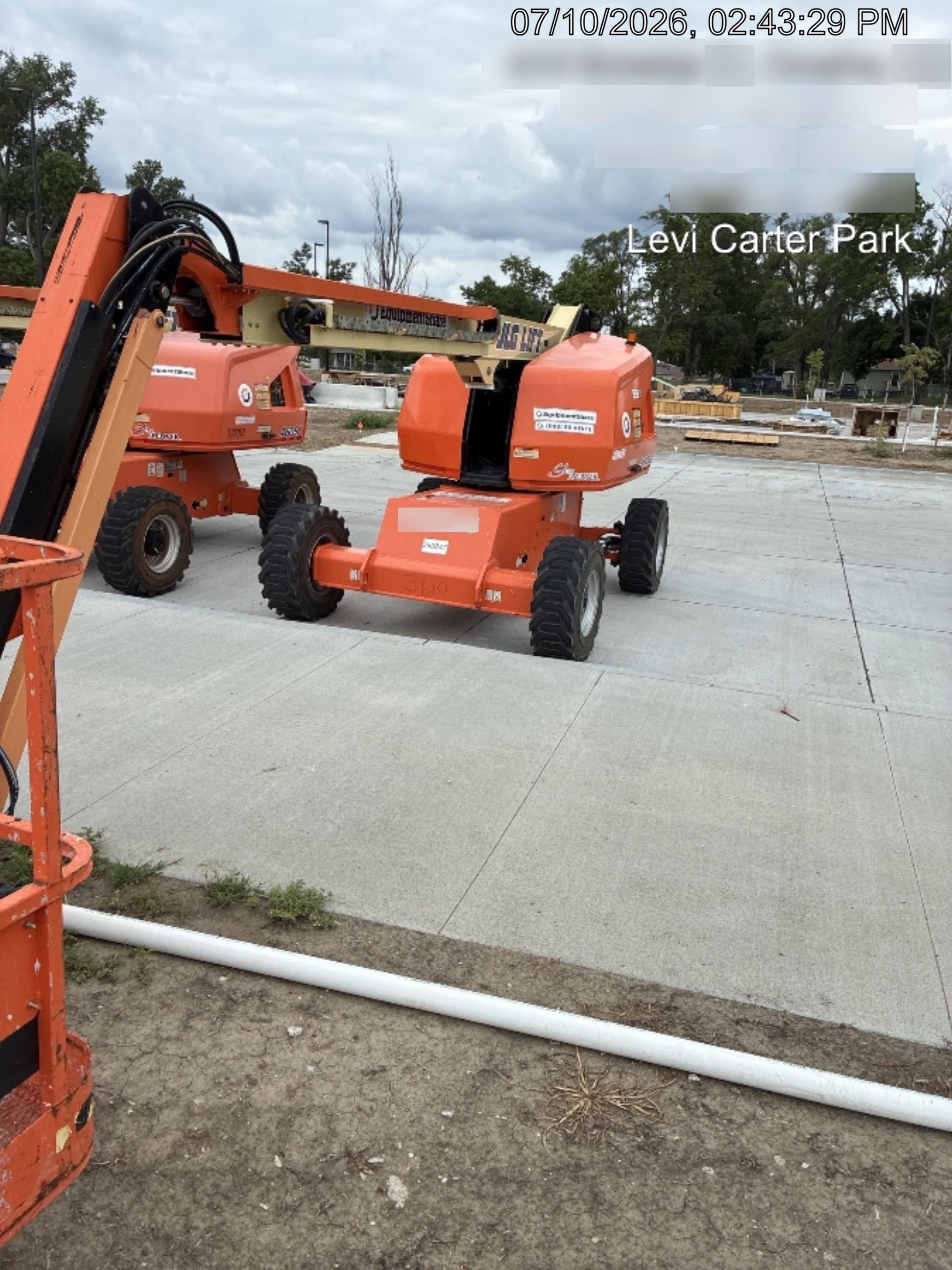2022 JLG 460SJ
