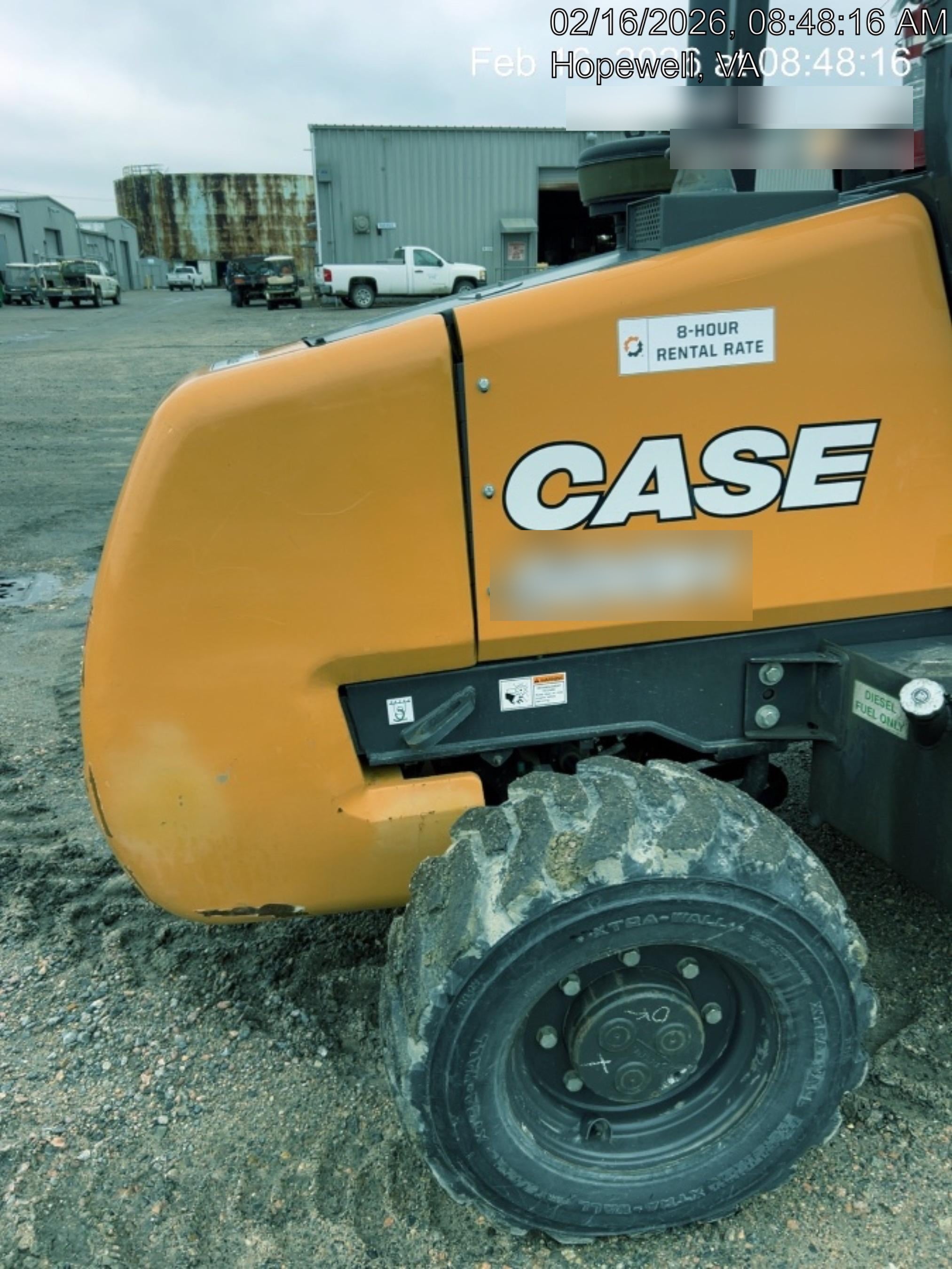 2023 CASE 588H