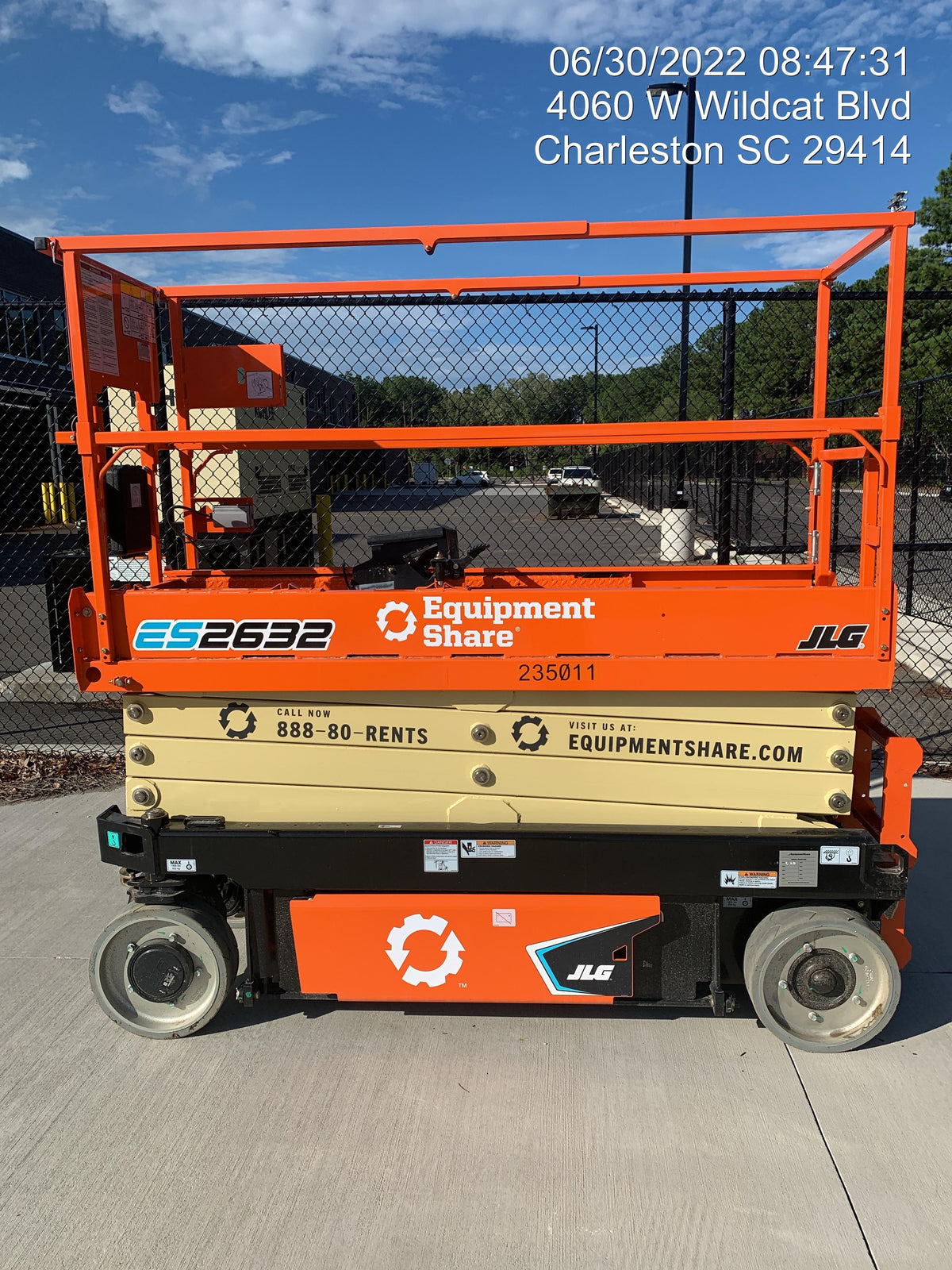 2022 JLG ES2632