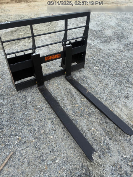 2022 ARROW MATERIAL HANDLING 48" Pallet Forks - Arrow