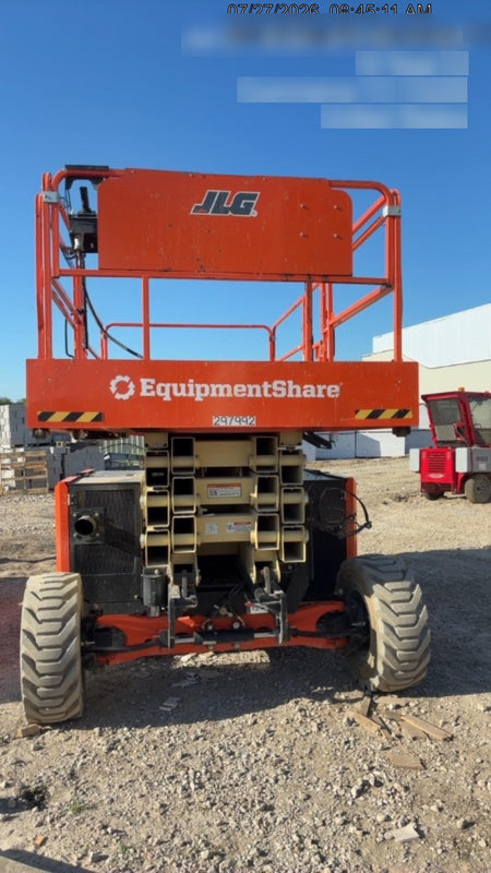 2023 JLG RT4394