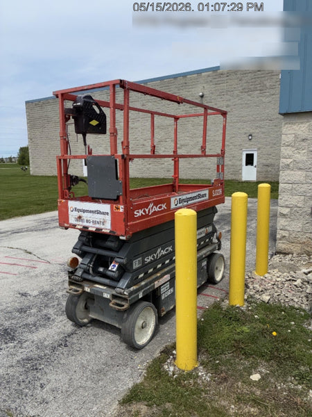 2020 Skyjack SJIII-3226 Solid NM Tires, Half height spring hinged entry gate, Dual Beacons